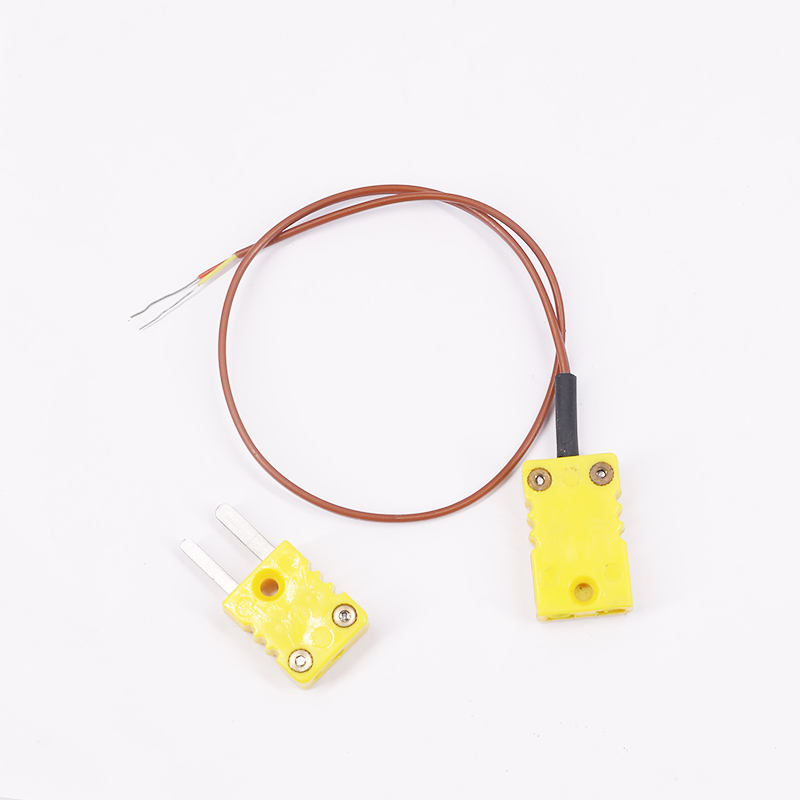 كابل تمديد مزدوج حراري لقياس درجة الحرارة مُغلف بـ PTFE بني بسلكين مع قابس مزدوج حراري لمستشعر الاتصال المباشر من النوع K